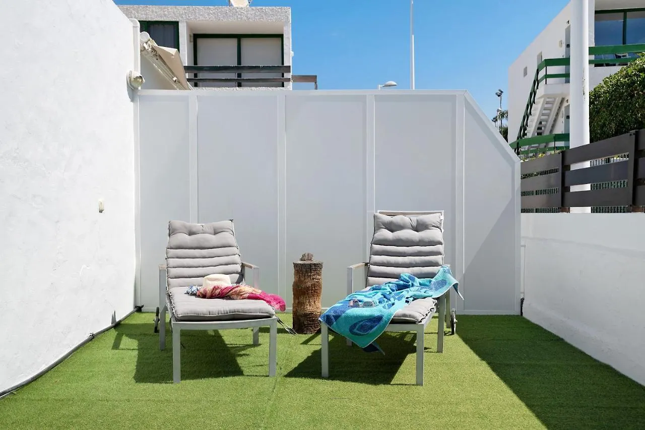 Estudio Dannamar Puerto del Carmen  Spain